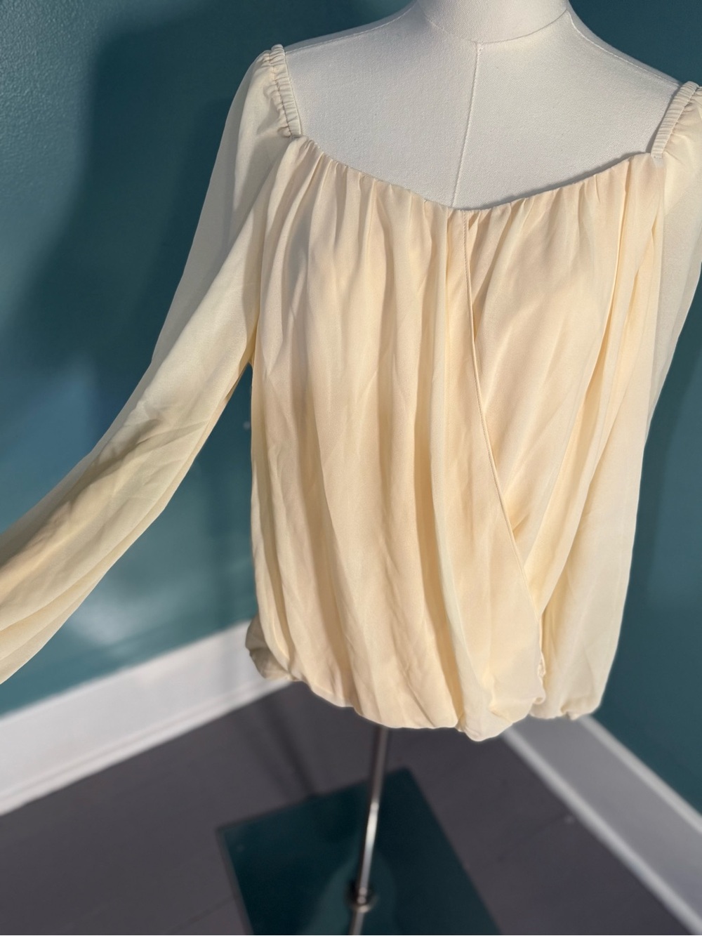 Grace Karin Cream Off The Shoulder Drape Front Blouse XL NWT